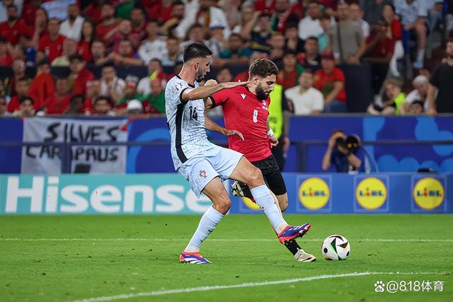 九游体育-包含C罗爆冷击败皇家马德里,精彩发挥引爆全场!的词条