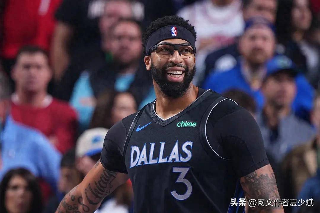 九游体育-浓眉哥在巴塞罗那比赛中势不可挡，出色防守引发热议！的简单介绍